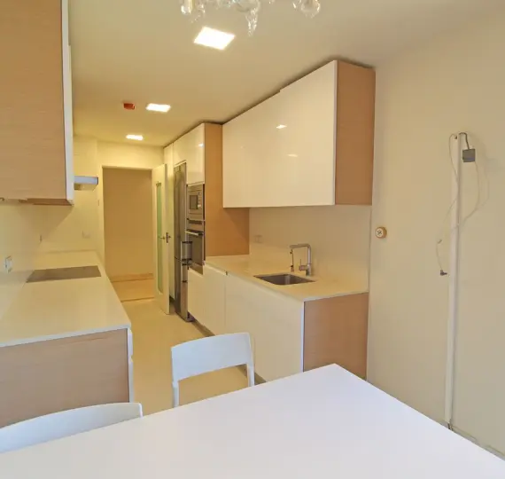 Venta de ático en Guadalmina Baja