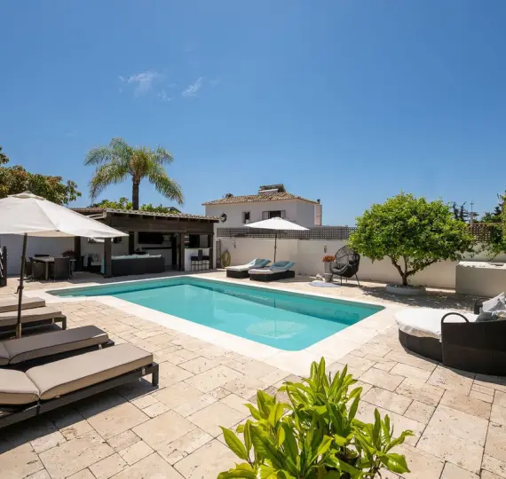 Villa independiente R5043997