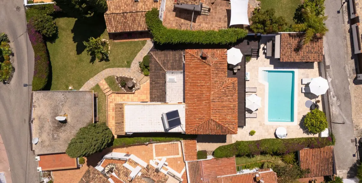 Sale of detached villa in Río Real 53