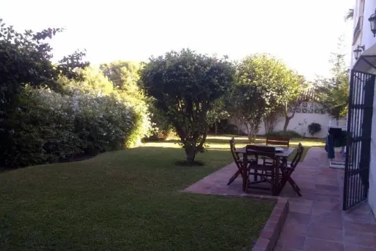 Image 2 thumb