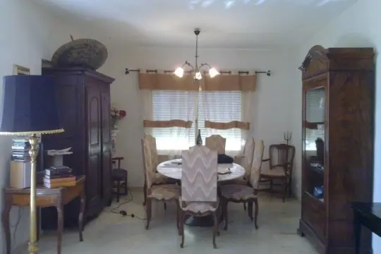 Image 8 thumb