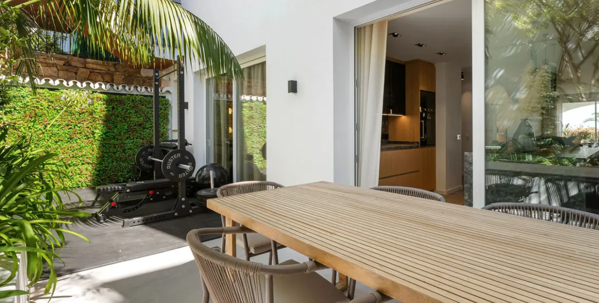 Venta de adosado en The Golden Mile 33