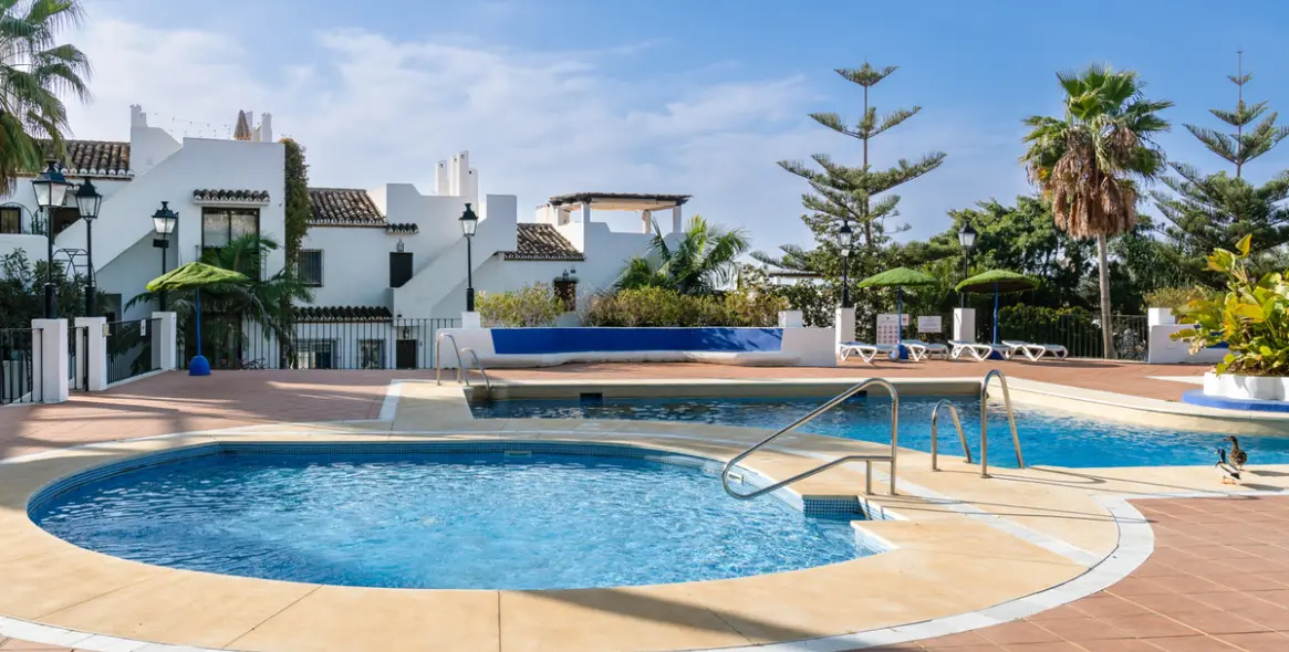 Venta de adosado en The Golden Mile 41