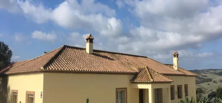 Продажа  отдельно стоящей виллы в San Martín de Tesorillo 4