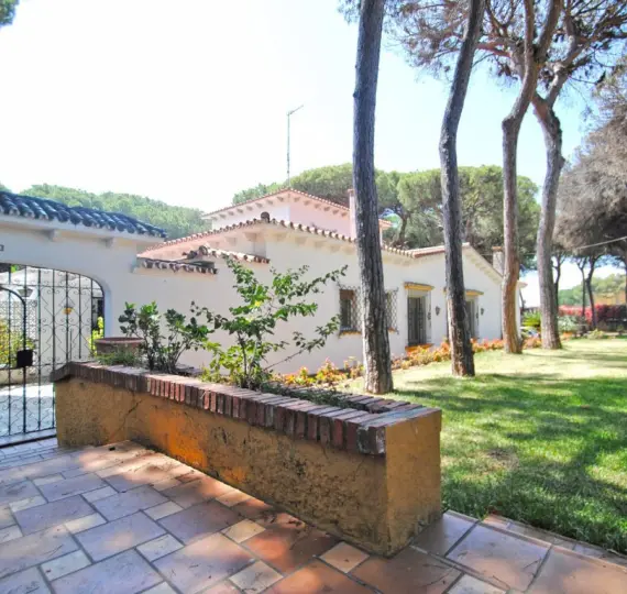 Oтдельно стоящая вилла R3834694