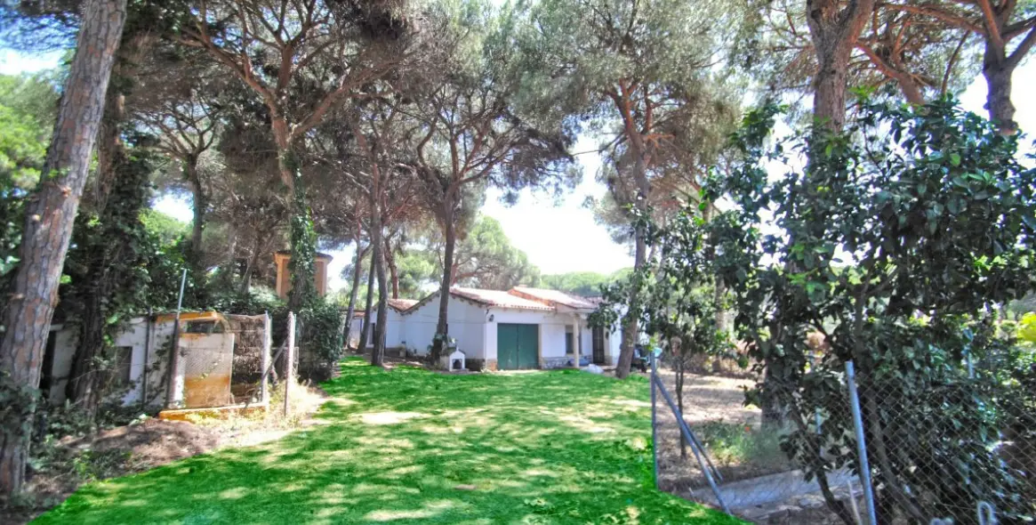 Продажа  отдельно стоящей виллы в Elviria 24