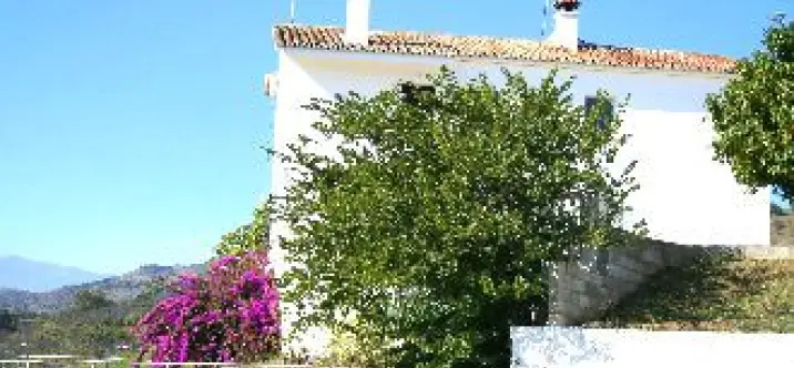 Venta de villa independiente en Coín 2