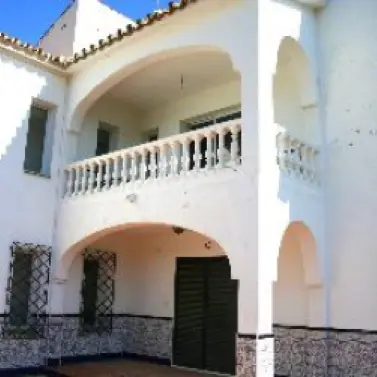 Venta de villa independiente en Coín