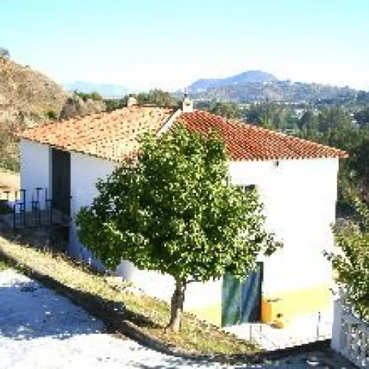 Sale of detached villa in Coín