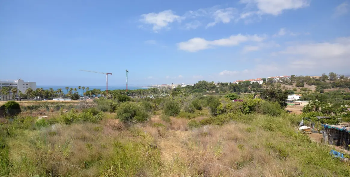 Продажа  жилого участка в Estepona (район Estepona) 3