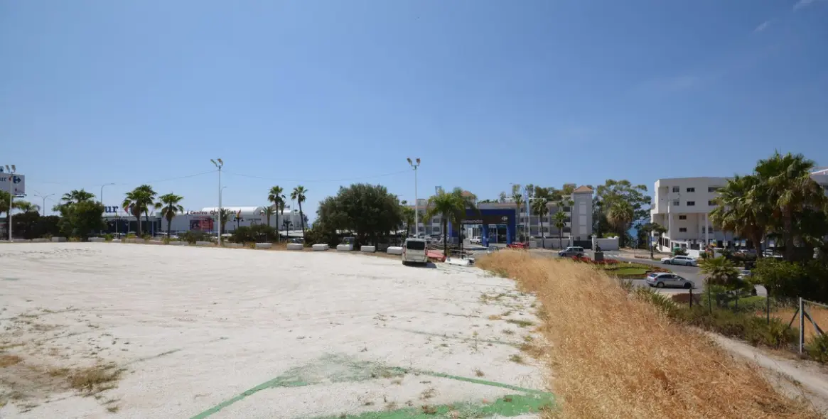 Продажа  жилого участка в Estepona (район Estepona) 4