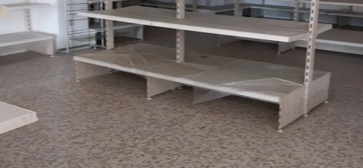 Продажа коммерческого помещения в Estepona 0