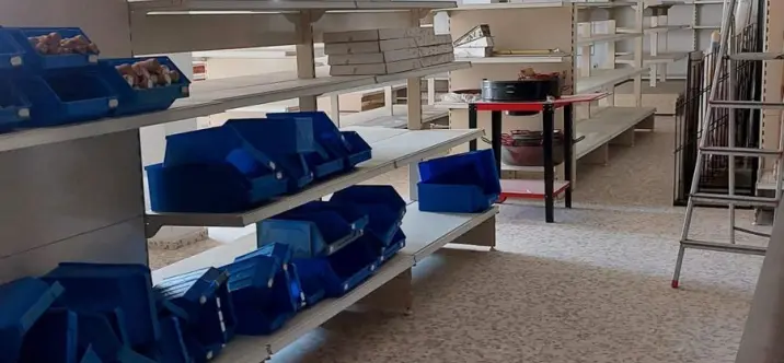 Продажа коммерческого помещения в Estepona 3