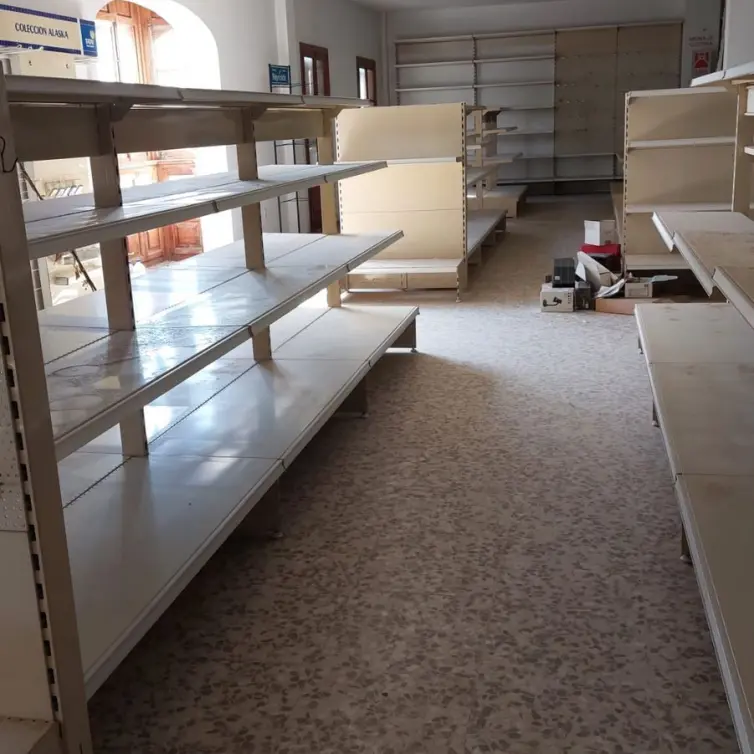 Venta de local comercial en Estepona