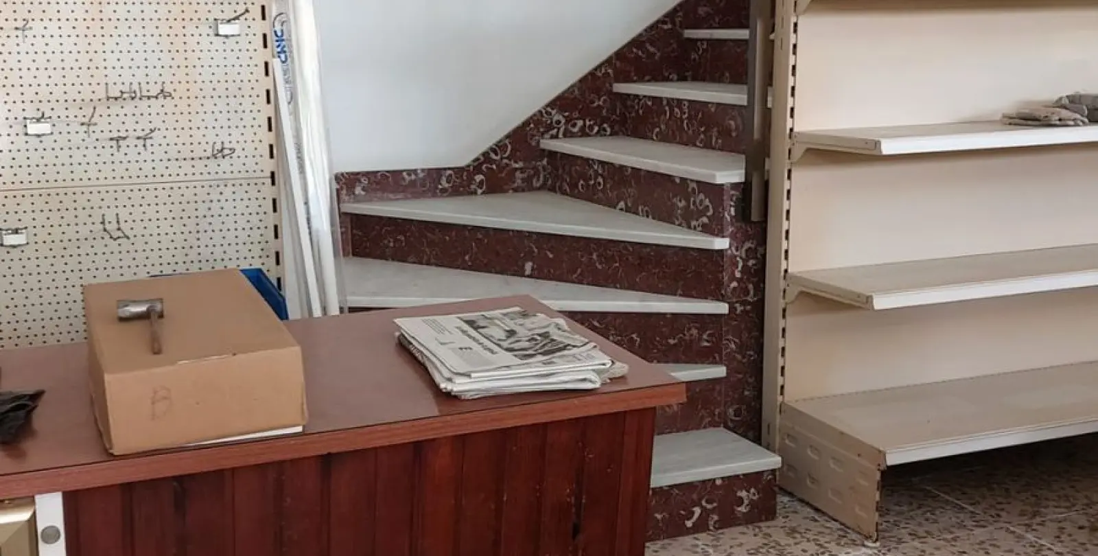 Venta de local comercial en Estepona 7