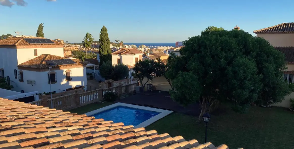 Sale of detached villa in Mijas Costa 45