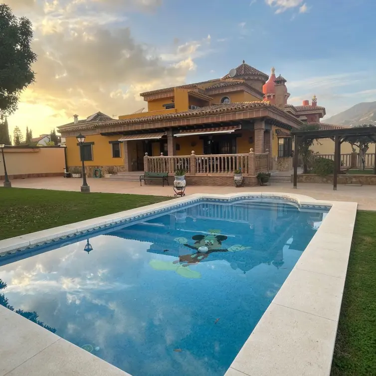 Sale of detached villa in Mijas Costa