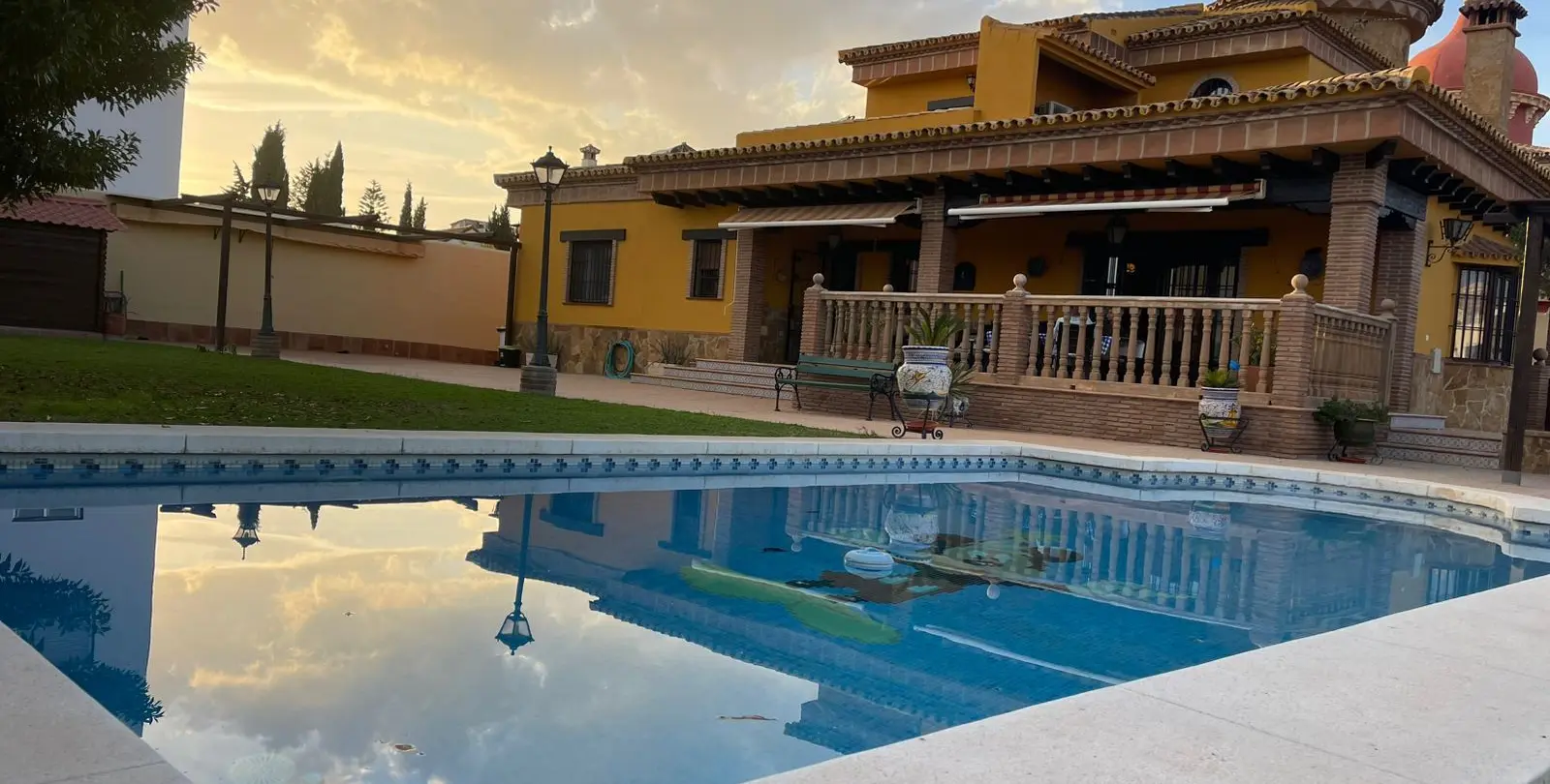 Продажа  отдельно стоящей виллы в Mijas Costa 16