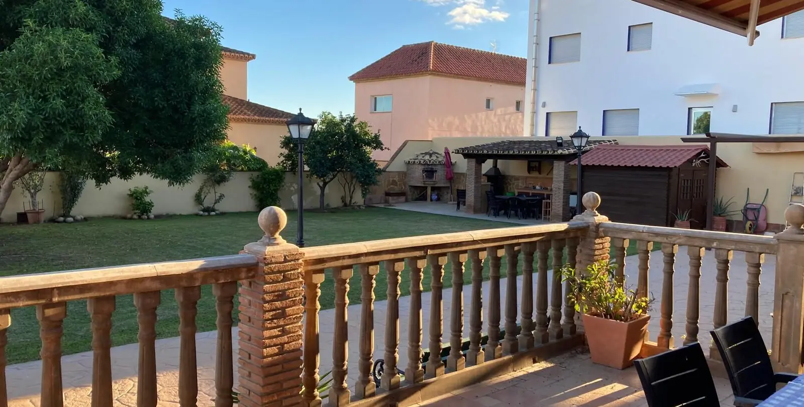 Продажа  отдельно стоящей виллы в Mijas Costa 23