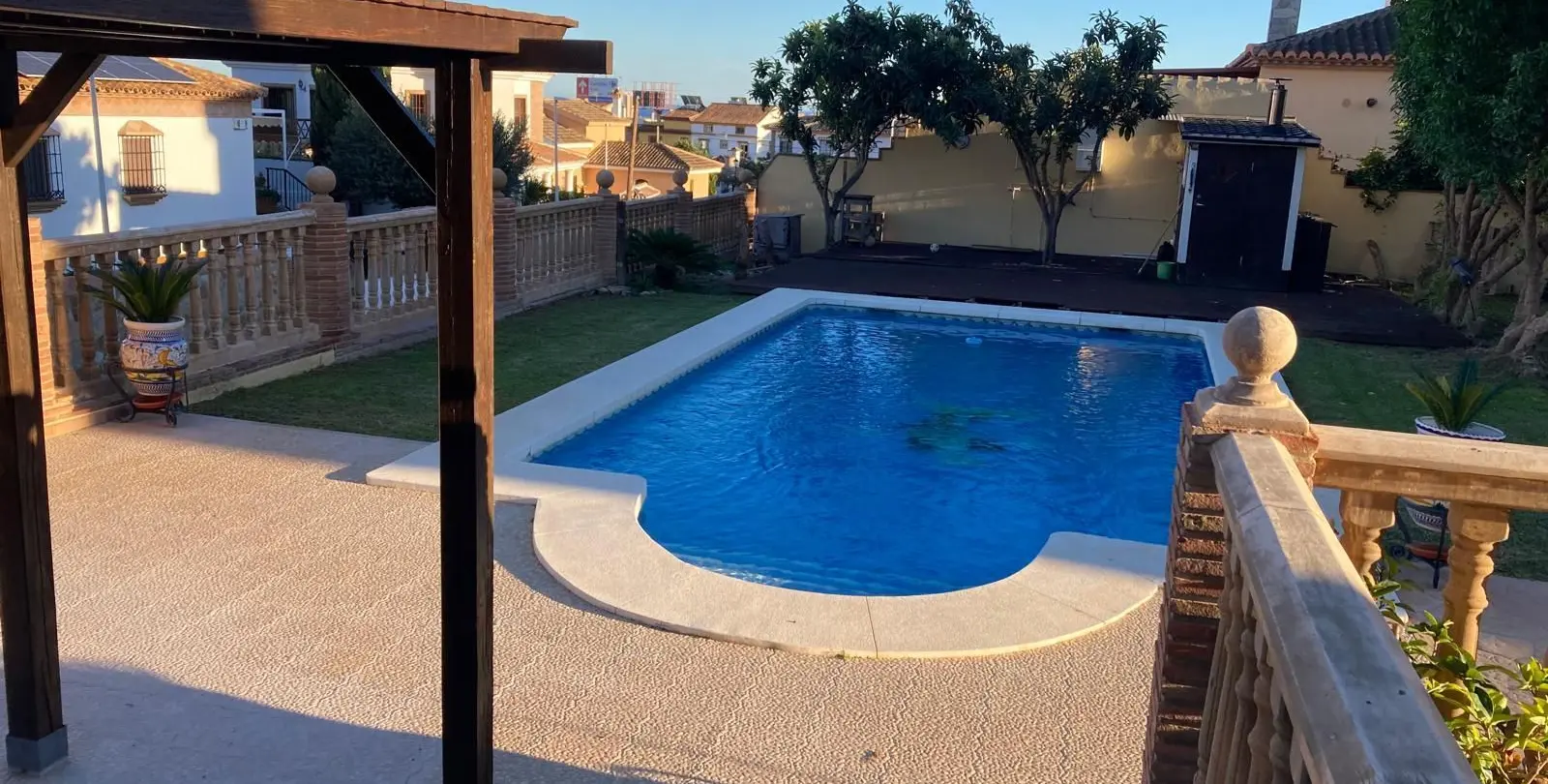 Продажа  отдельно стоящей виллы в Mijas Costa 24