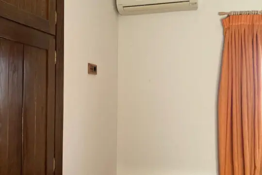 Image 33 thumb