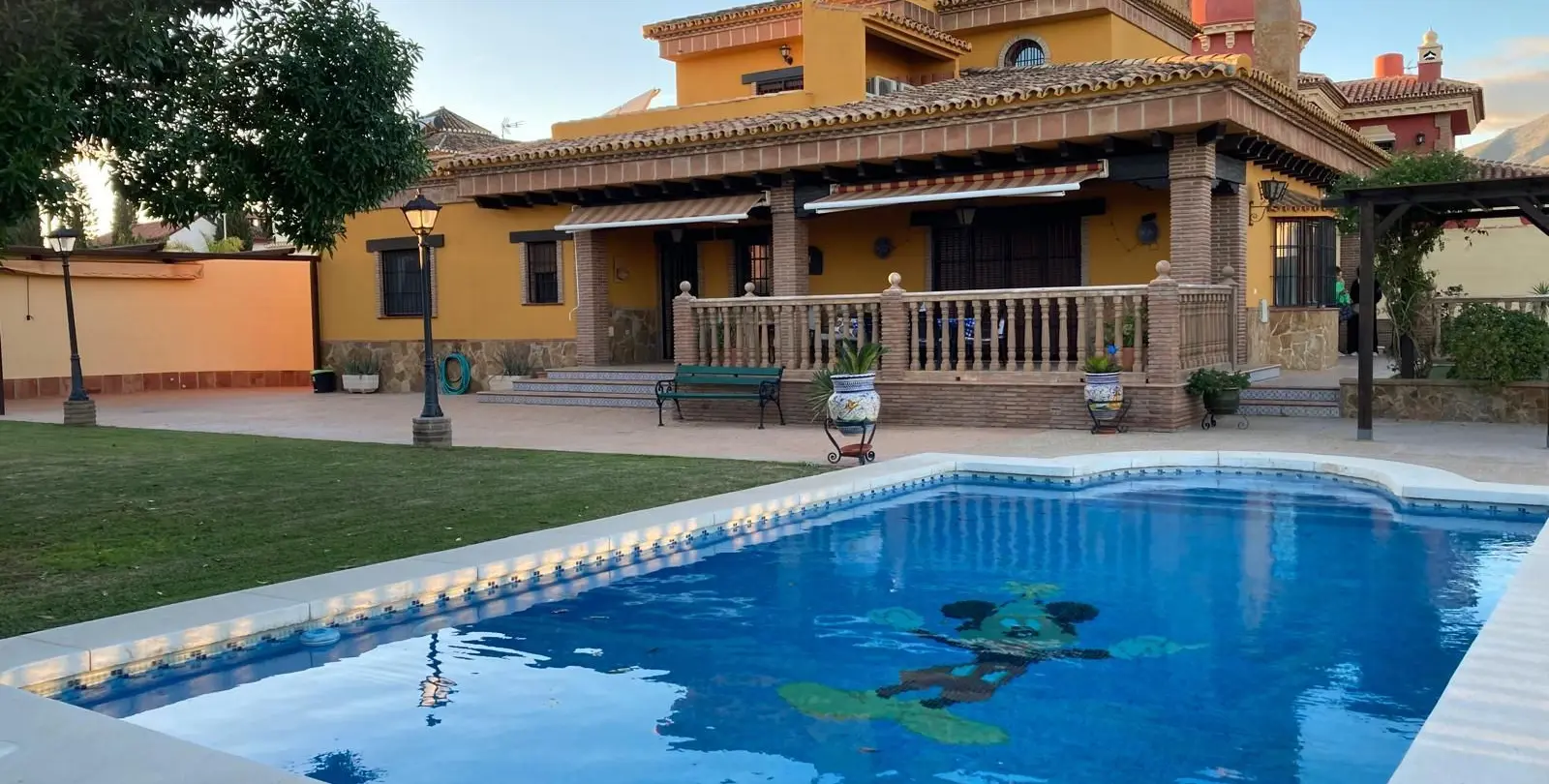 Продажа  отдельно стоящей виллы в Mijas Costa 43