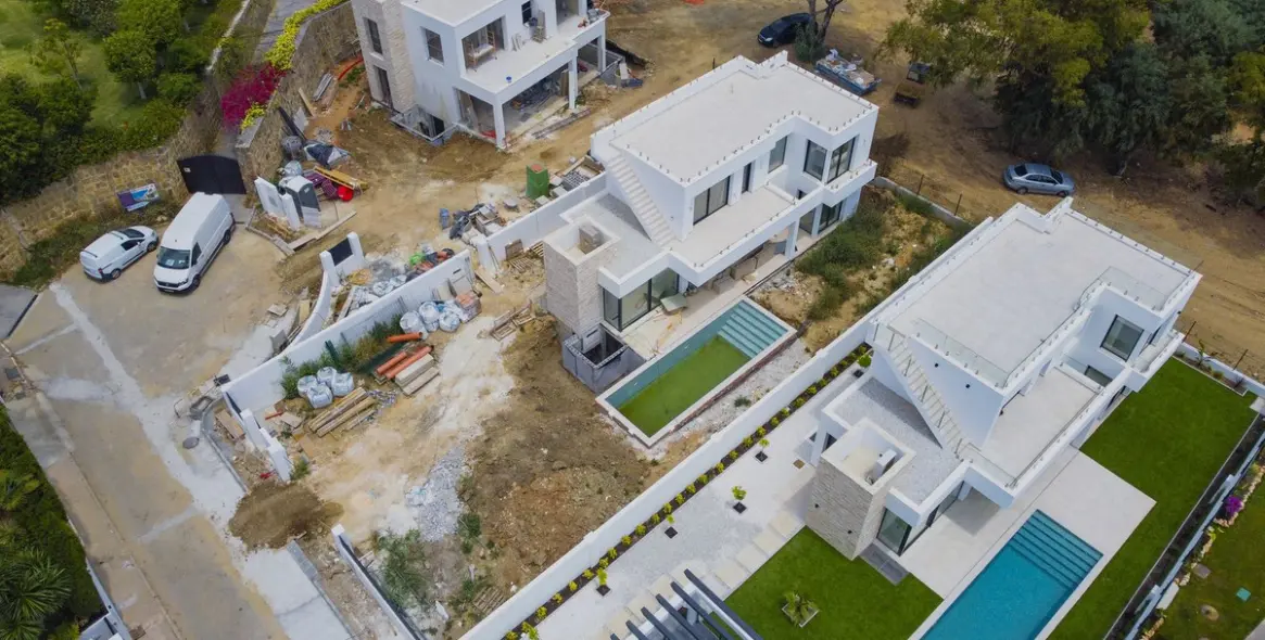 Продажа  отдельно стоящей виллы в Atalaya 1