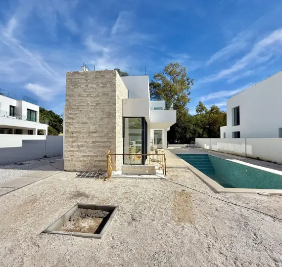 Продажа  отдельно стоящей виллы в Atalaya