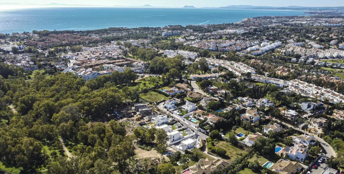 Продажа  отдельно стоящей виллы в Atalaya 29