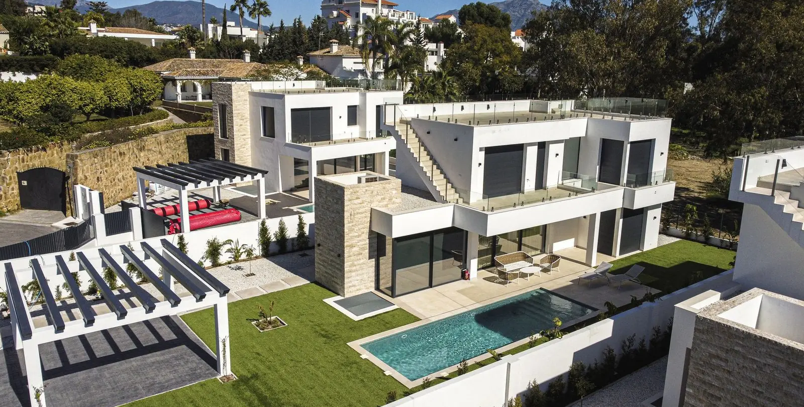 Venta de villa independiente en Atalaya 2