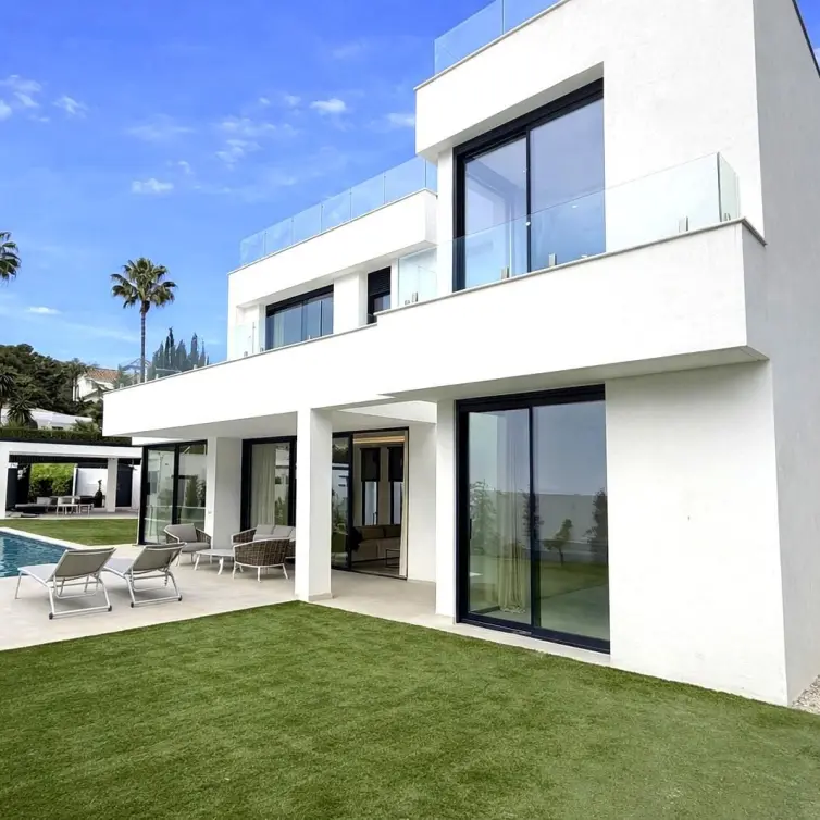 Venta de villa independiente en Atalaya