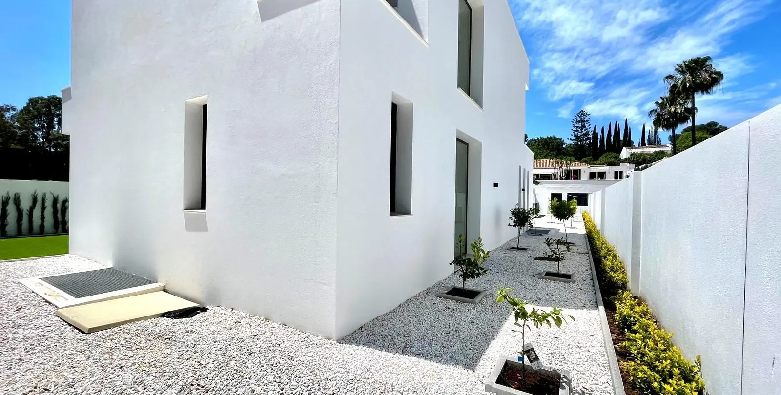 Venta de villa independiente en Atalaya 10