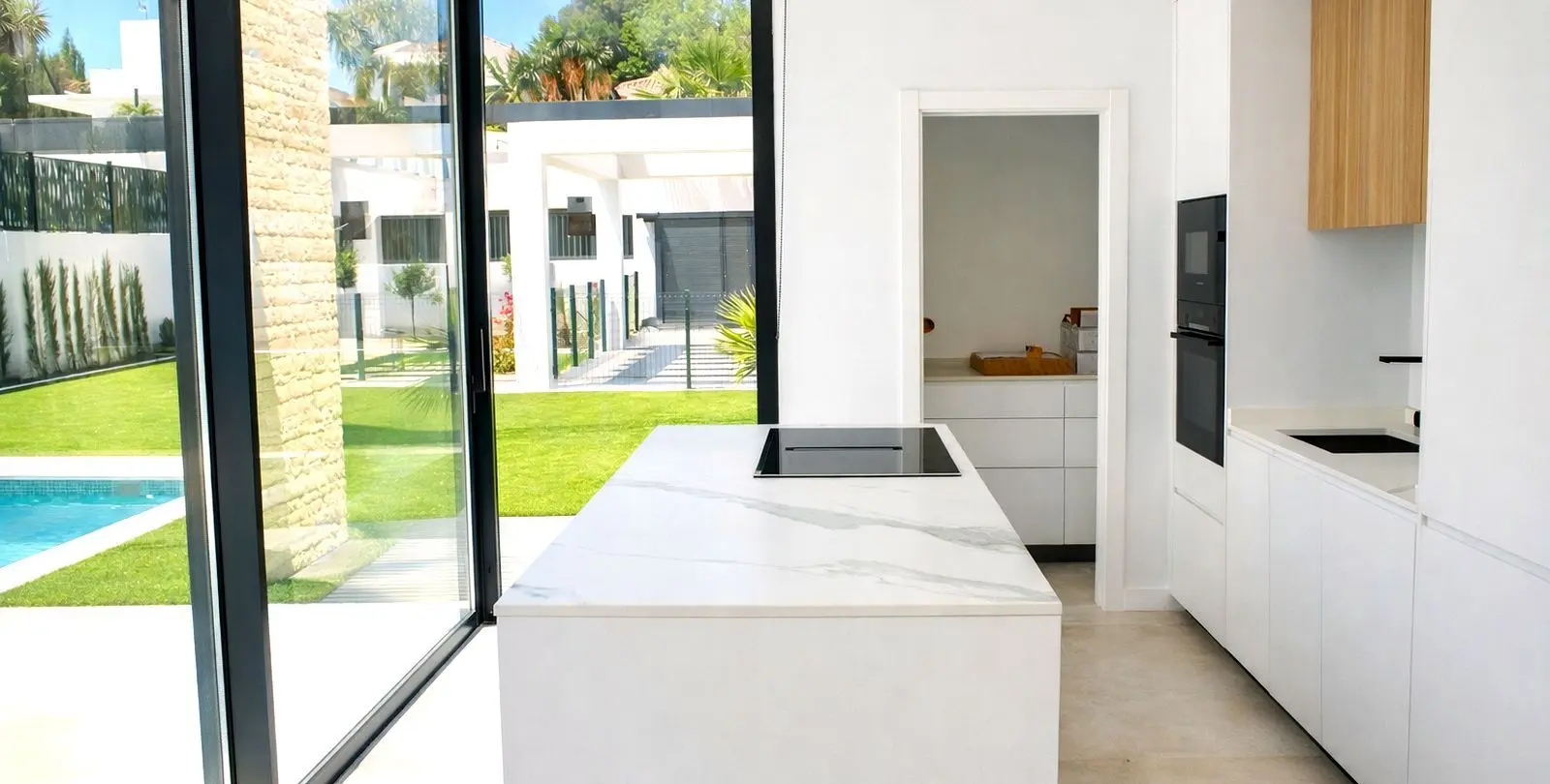 Venta de villa independiente en Atalaya 16