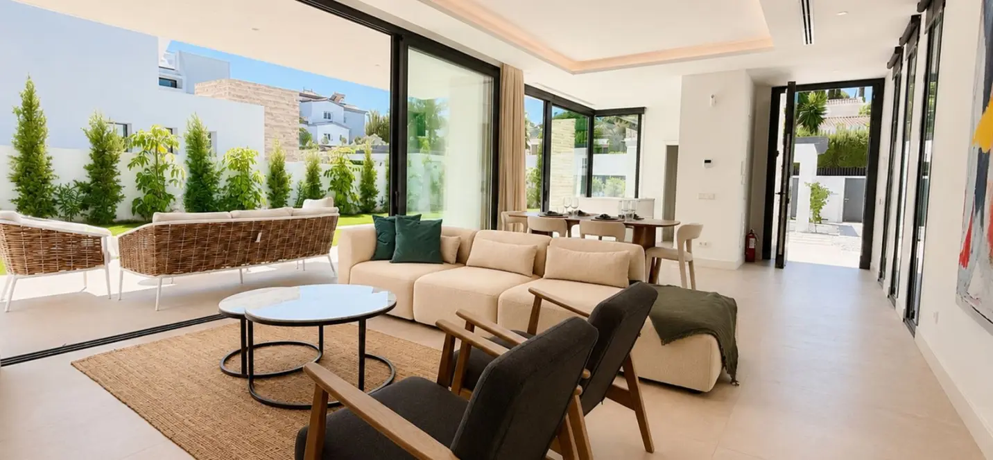 Venta de villa independiente en Atalaya 3