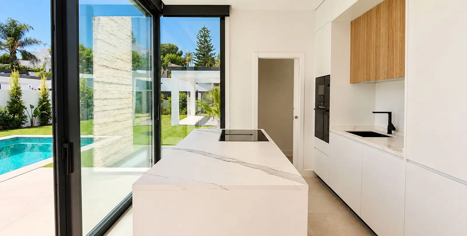 Venta de villa independiente en Atalaya 13