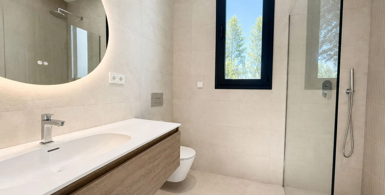 Venta de villa independiente en Atalaya 17
