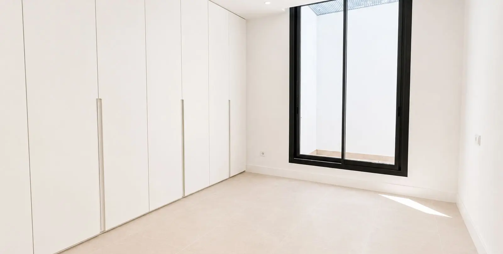 Venta de villa independiente en Atalaya 30