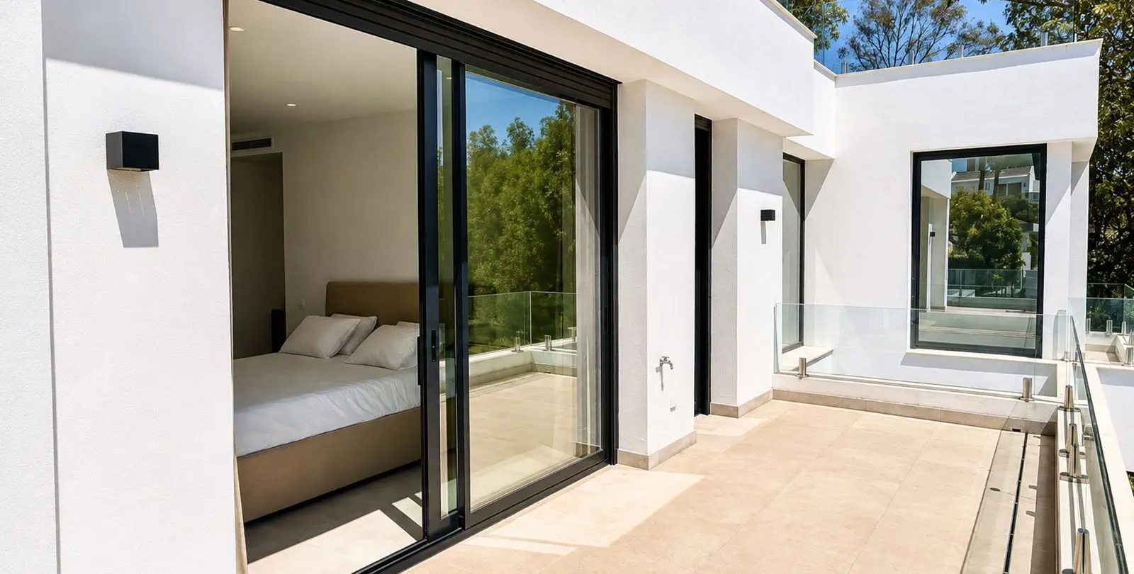 Venta de villa independiente en Atalaya 31