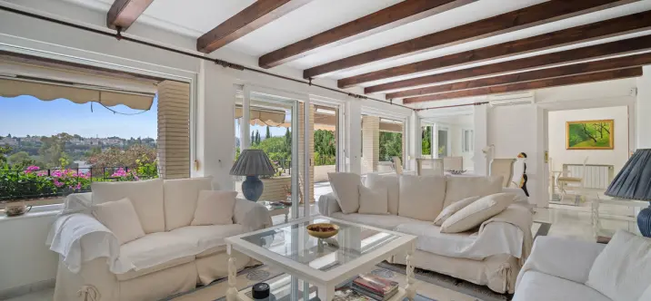 Продажа  отдельно стоящей виллы в Guadalmina Alta 4