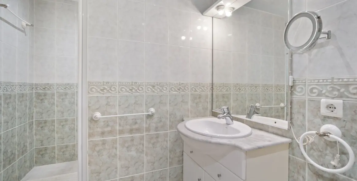 Продажа  отдельно стоящей виллы в Guadalmina Alta 21