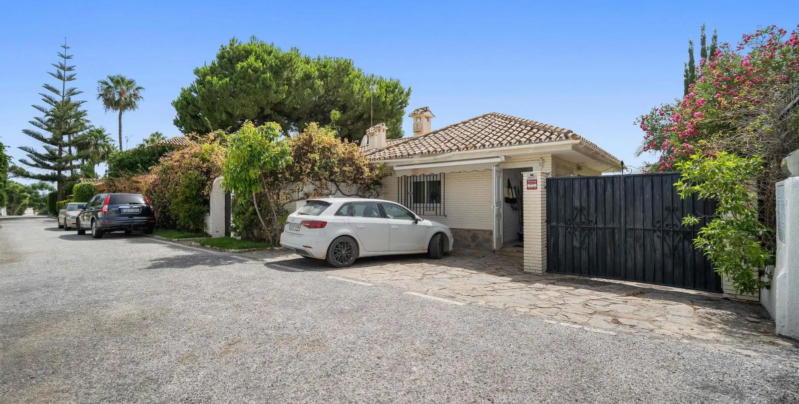 Venta de villa independiente en Guadalmina Alta 28