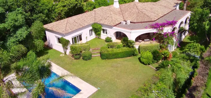 Продажа  отдельно стоящей виллы в Sotogrande Alto 0