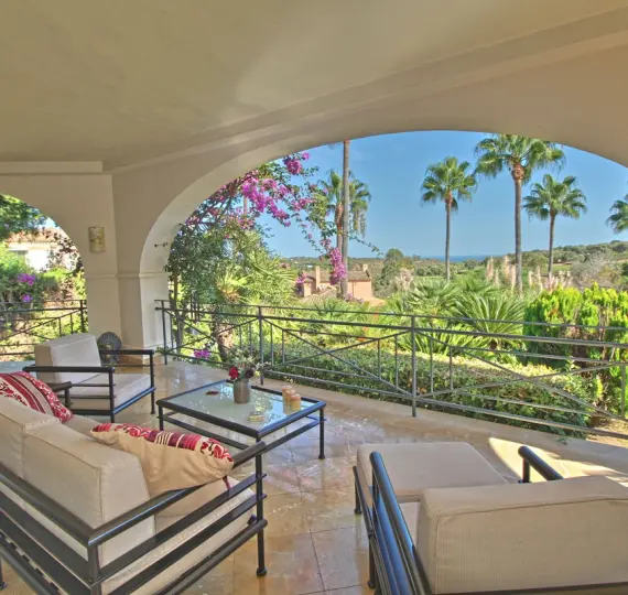 Продажа  отдельно стоящей виллы в Sotogrande Alto