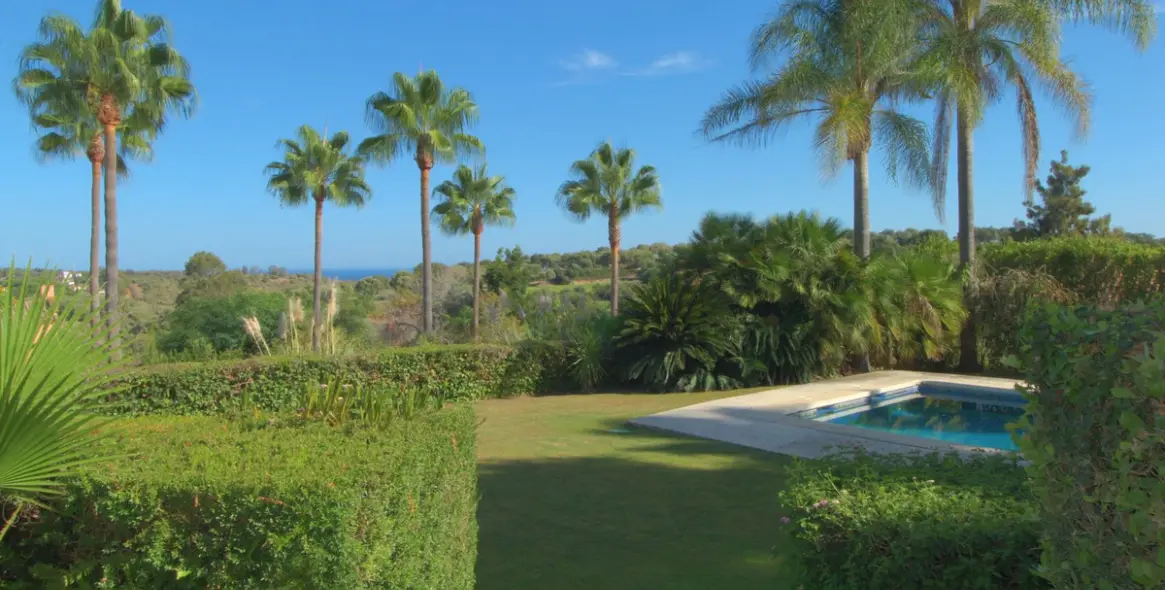 Продажа  отдельно стоящей виллы в Sotogrande Alto 5