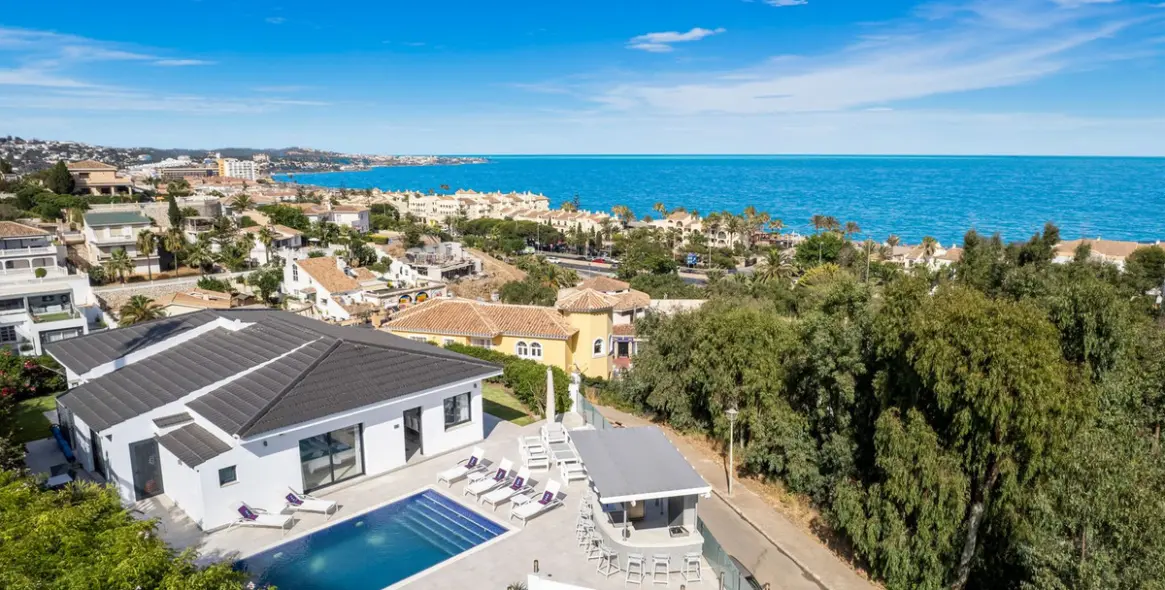 Venta de villa independiente en Torrenueva 1