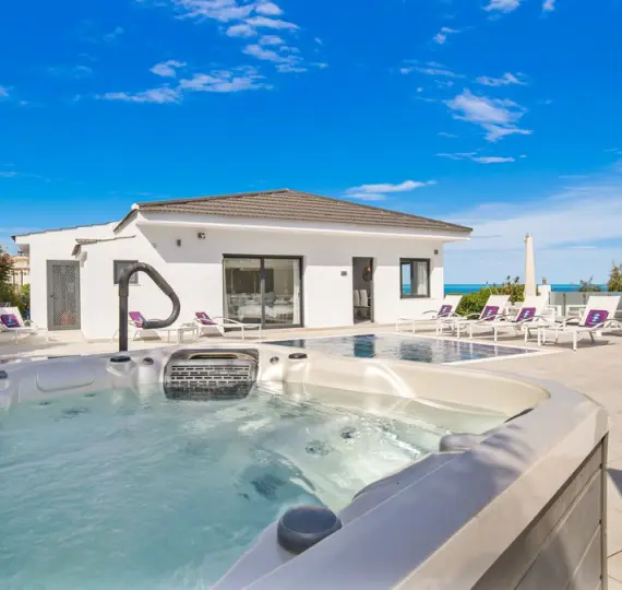 Venta de villa independiente en Torrenueva