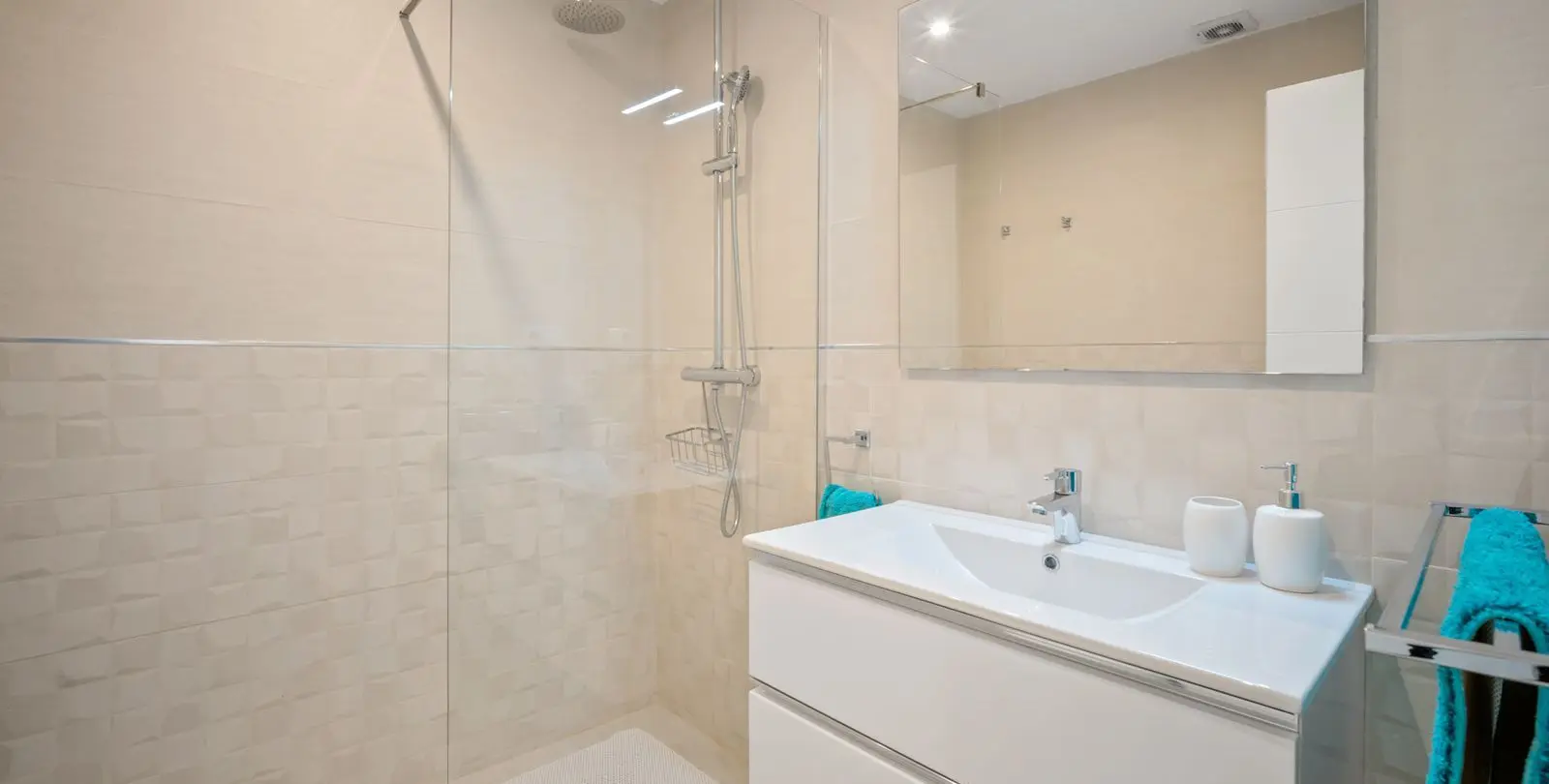 Venta de villa independiente en Torrenueva 12
