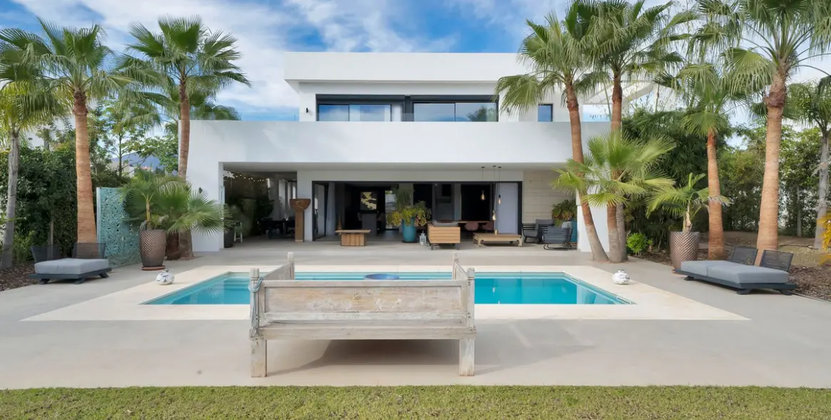 Venta de villa independiente en La Cala Golf 1