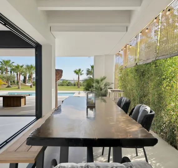 Venta de villa independiente en La Cala Golf