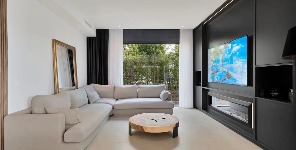 Venta de villa independiente en La Cala Golf 12